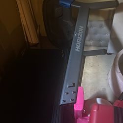 Brand New Treadmill Still Have Screws And Everything