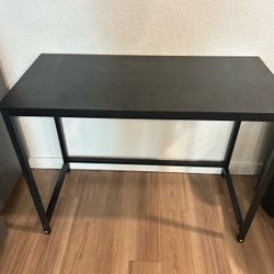 Study desk/table