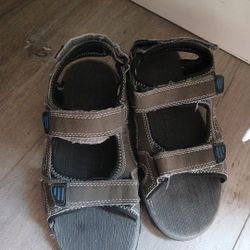 Boys Wide Size 5