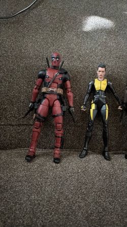 Marvel legend live action Deadpool’s and tsw