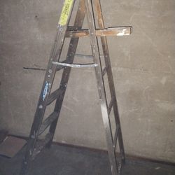 Wooden  Ladder For Sale 