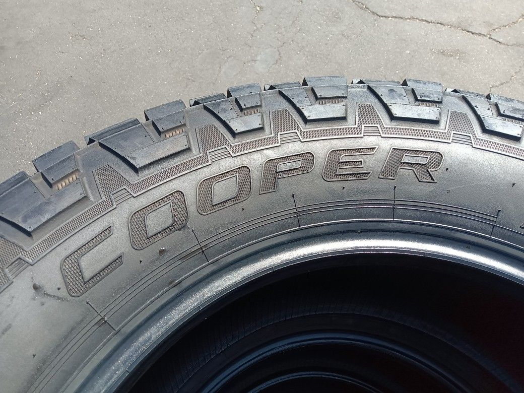 4 Llantas Lt 275 70 R18 Cooper Discoverer