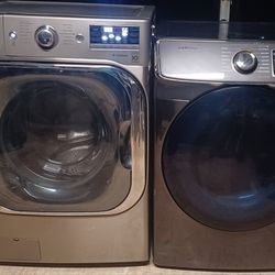 Washer & Electric Dryer.  FREE DELIVERY TO GROUND LEVEL ONLY 