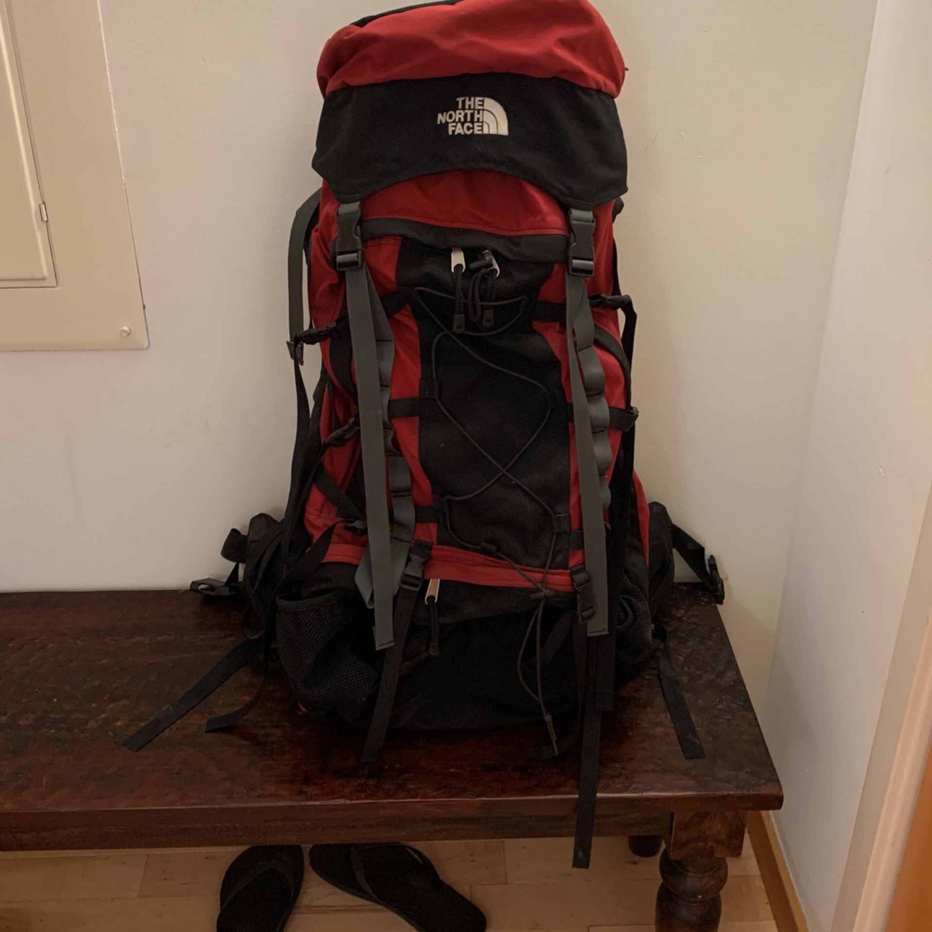north face badlands 75 internal frame backpack Amazon Basics Hiking for Camping and Backpacking, Adjustable Straps, Rainfly Included, Liters, Black : Sports & Outdoors The North Face - Badlands