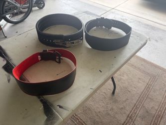 Weight lifting belts
