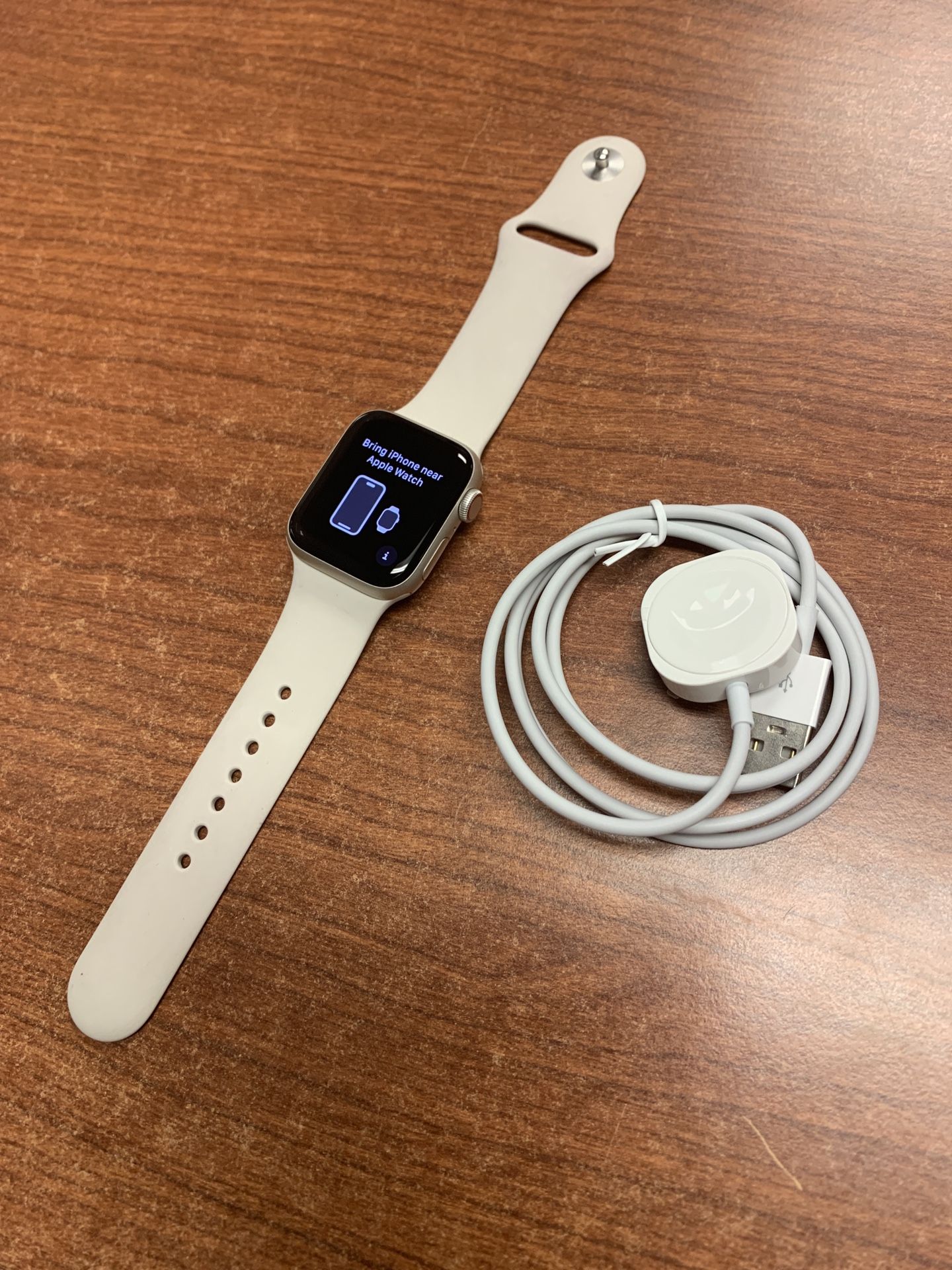 Starlight Iwatch 40 Mm Starlight Apple Watch 40mm Gps Cellular