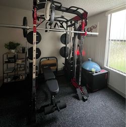 Smith machine &  Gym Matt