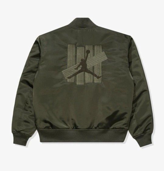 UNDEFEATED X JORDAN BOMBER JACKET XL