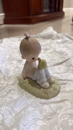 Precious moments / love is kind