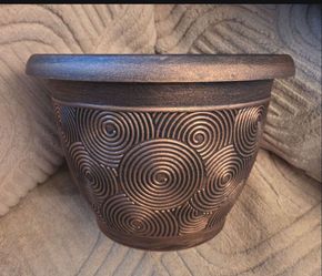13" (Diameter) Gold Circle Planter @ Lasting Creations