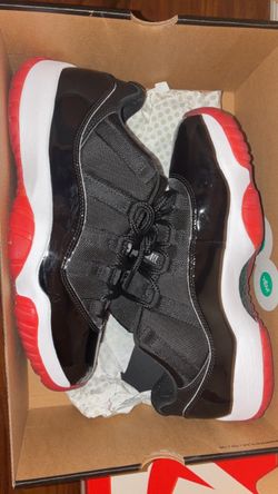 Bred 11s low size 9.5