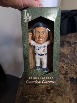 Dodgers "Tommy Lasorda" garden gnome