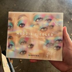 Morphe Maddie Ziegler Palette