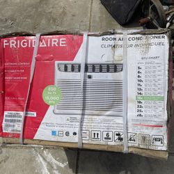 AC Unit Frigidaire