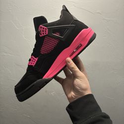 Jordan 4s