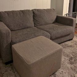 Only Used One Year. Offering For $150 Flat With Foot Rest 