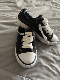 Levi’s kids shoes size 12