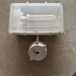 Flood Light With Light Sensor 