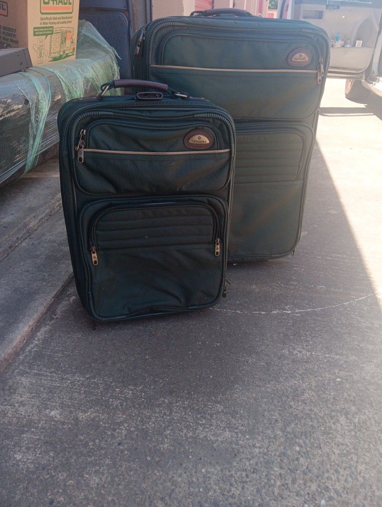 Samsonite 2pc Luggage Set