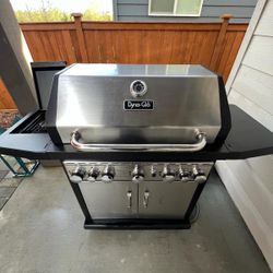 Dyna-Glo Black & Stainless Premium Grills, 5 Burner, Natural Gas