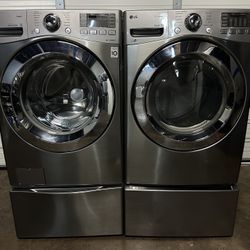 VERY NICE LG  WASHER AND  ELECTRIC DRYER SET EXCELLENT CONDITIONS 