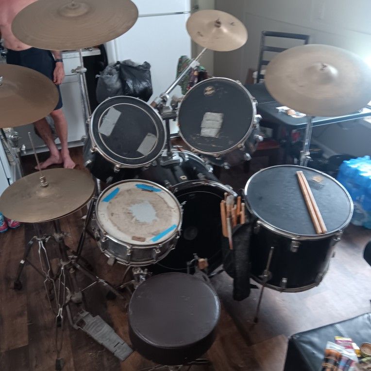 Ludwig Drum Set