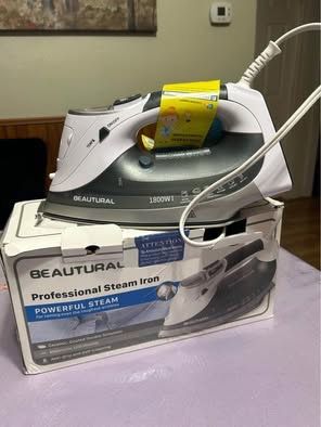 Beautural Professional Steam Iron - New in Box