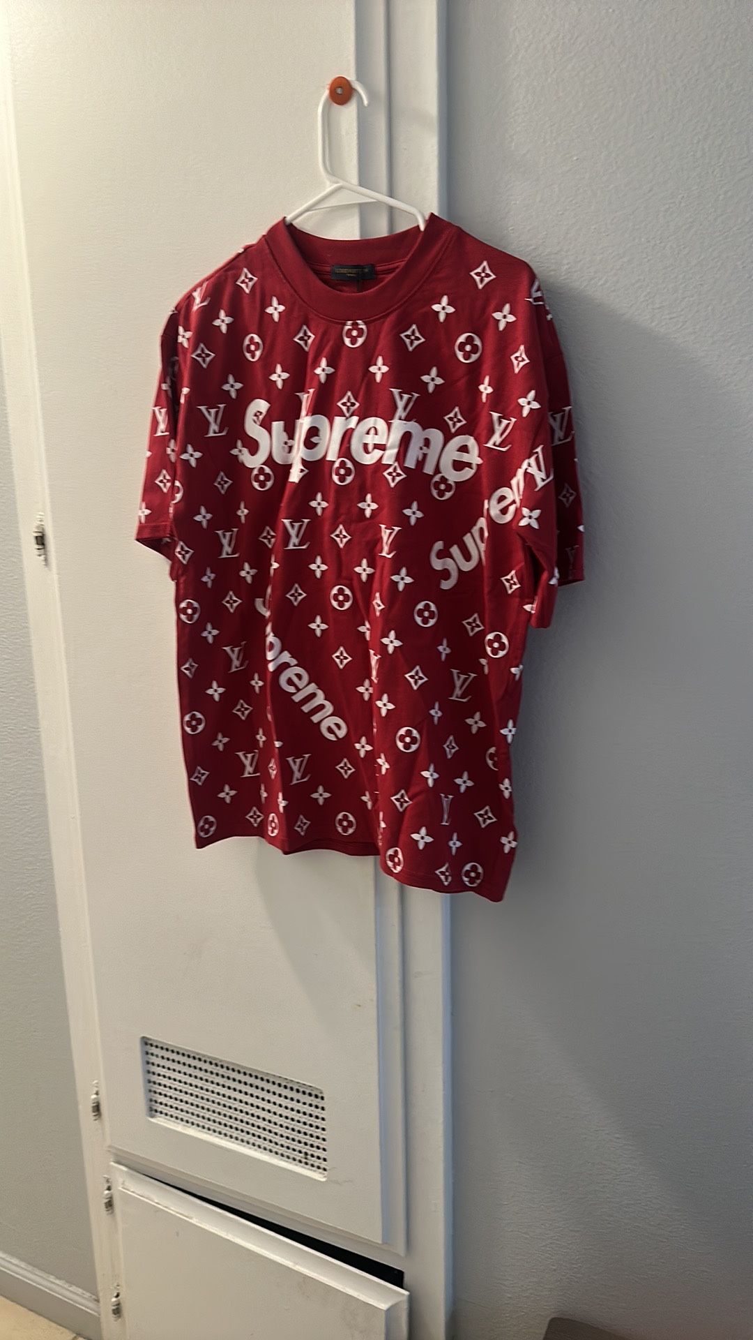 Women’s Tees Size l