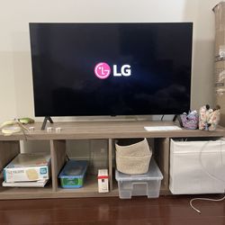 LG - 48" Class B4 Series OLED 4K UHD Smart webOS TV (2024)