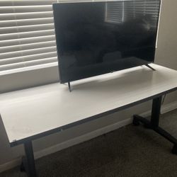 Roku Smart TV and Desk