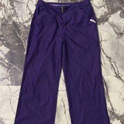 Purple Scrubs ! - Size XS and S 