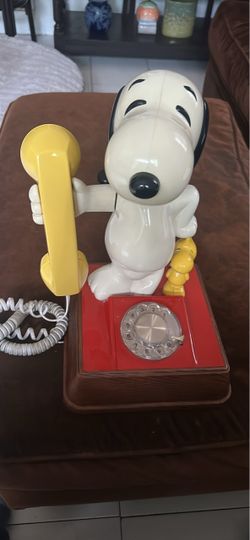 Snoopy & Woodstock Vintage Rotary Dial Telephone