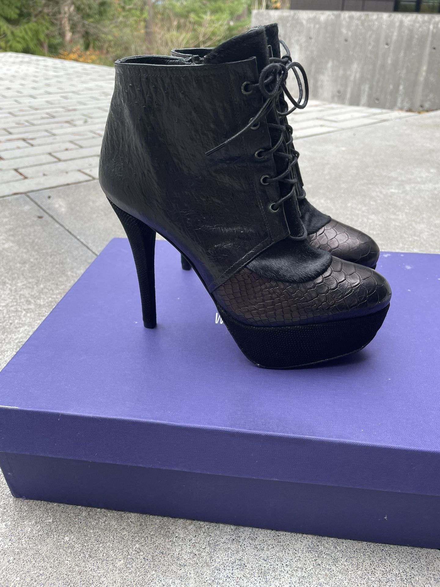 Stuart Weitzman Booties