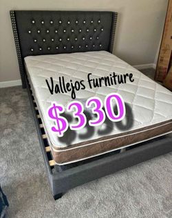 New queen bed