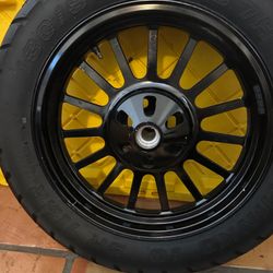  2014 Suzuki Boulevard Front Mag Wheel