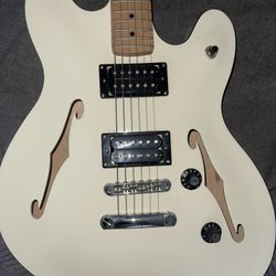 Fender Squier STARCASTER - White Hollow-Body Electric Guitar