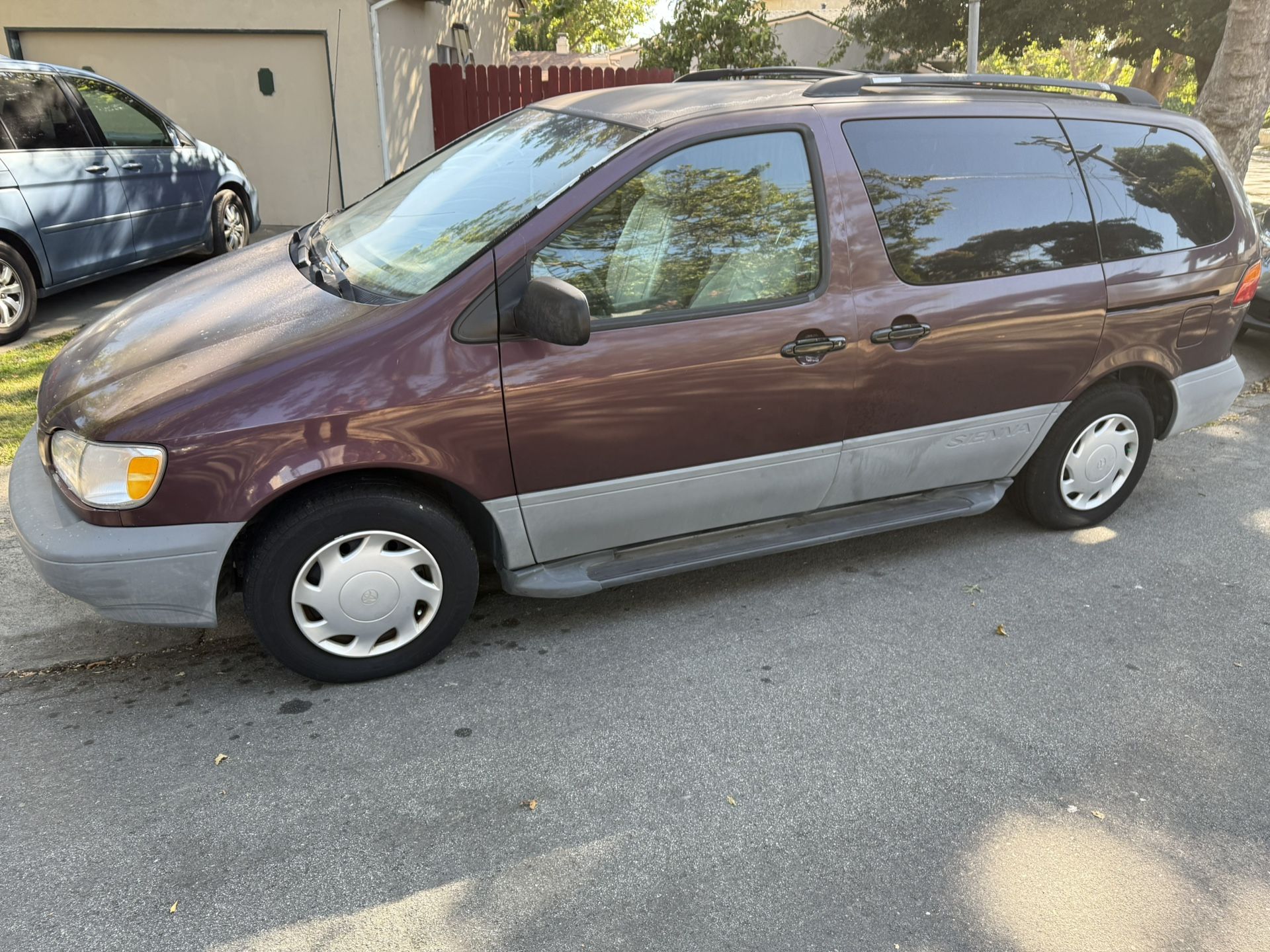 1998 Toyota Sienna