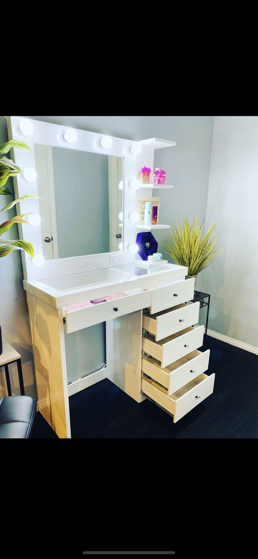 40” Makeup Vanity Desk