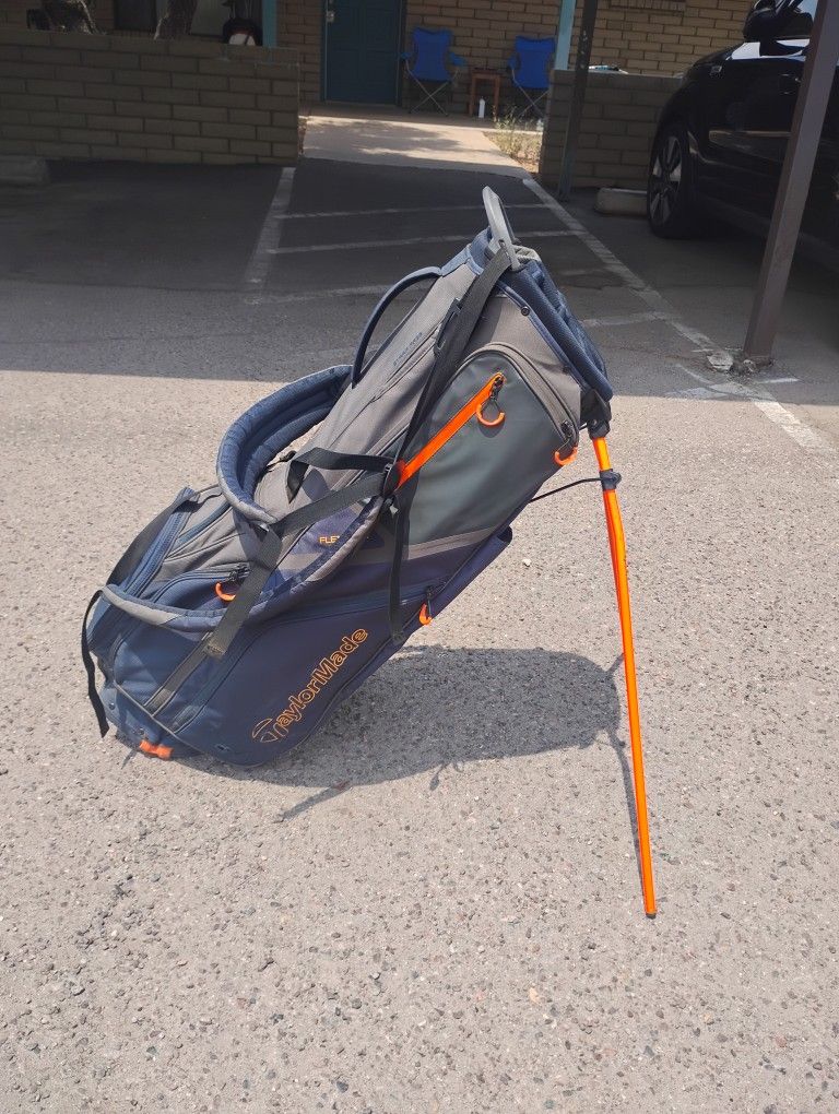 Golf Bag! Golf Clubs! TaylorMade Flex Tech 14 Slot Standbag!