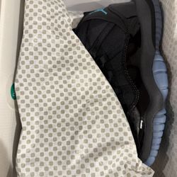 Jordan 11 Gamma Size 6y