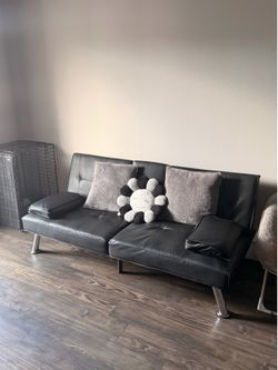 Adjustable futon/couch