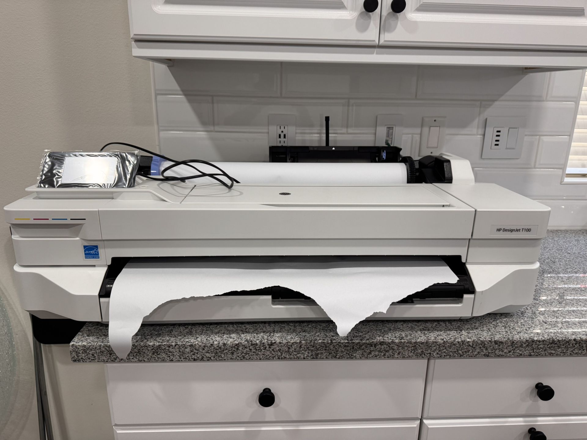 HP DesignJet T100 Color Plotter 