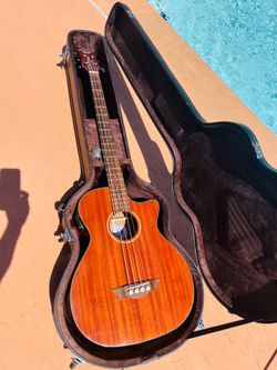 Dean EABC MAH Mahogany Acoustic-Electric Bass w/ Fitted Case