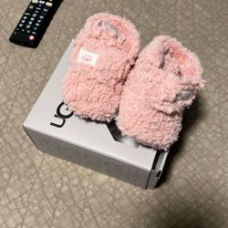 Ugg Baby Size 0-1