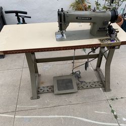 Waking Foot Sewing Machine