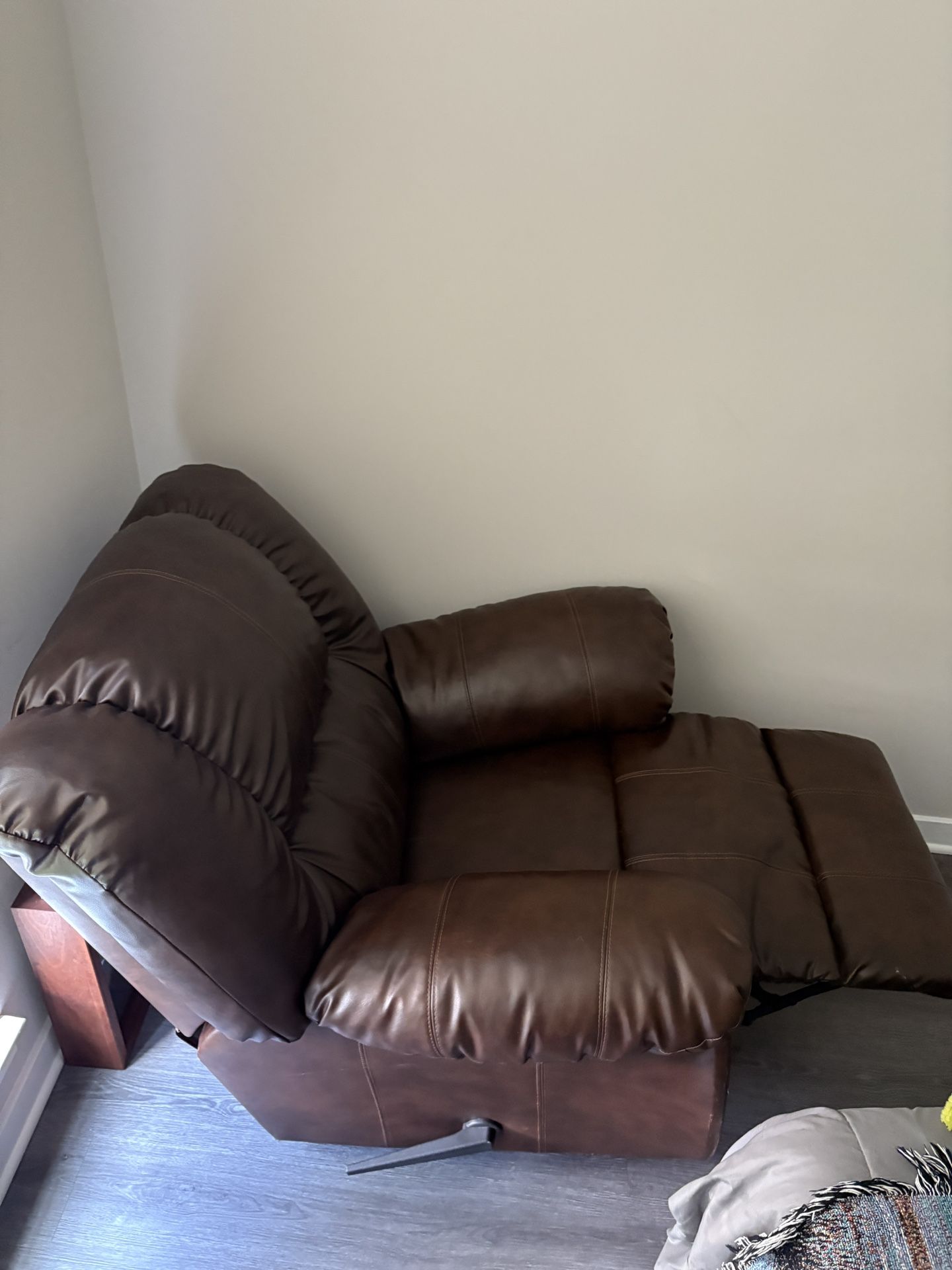 Leather Big Boy Recliner