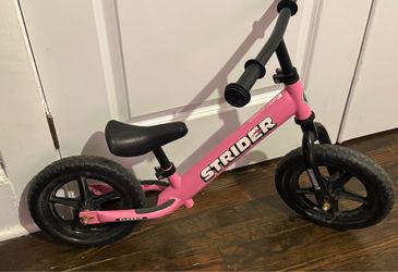 Strider Classic Kids Balance Bike Pink