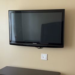 42 Inch Panasonic Plasma TV