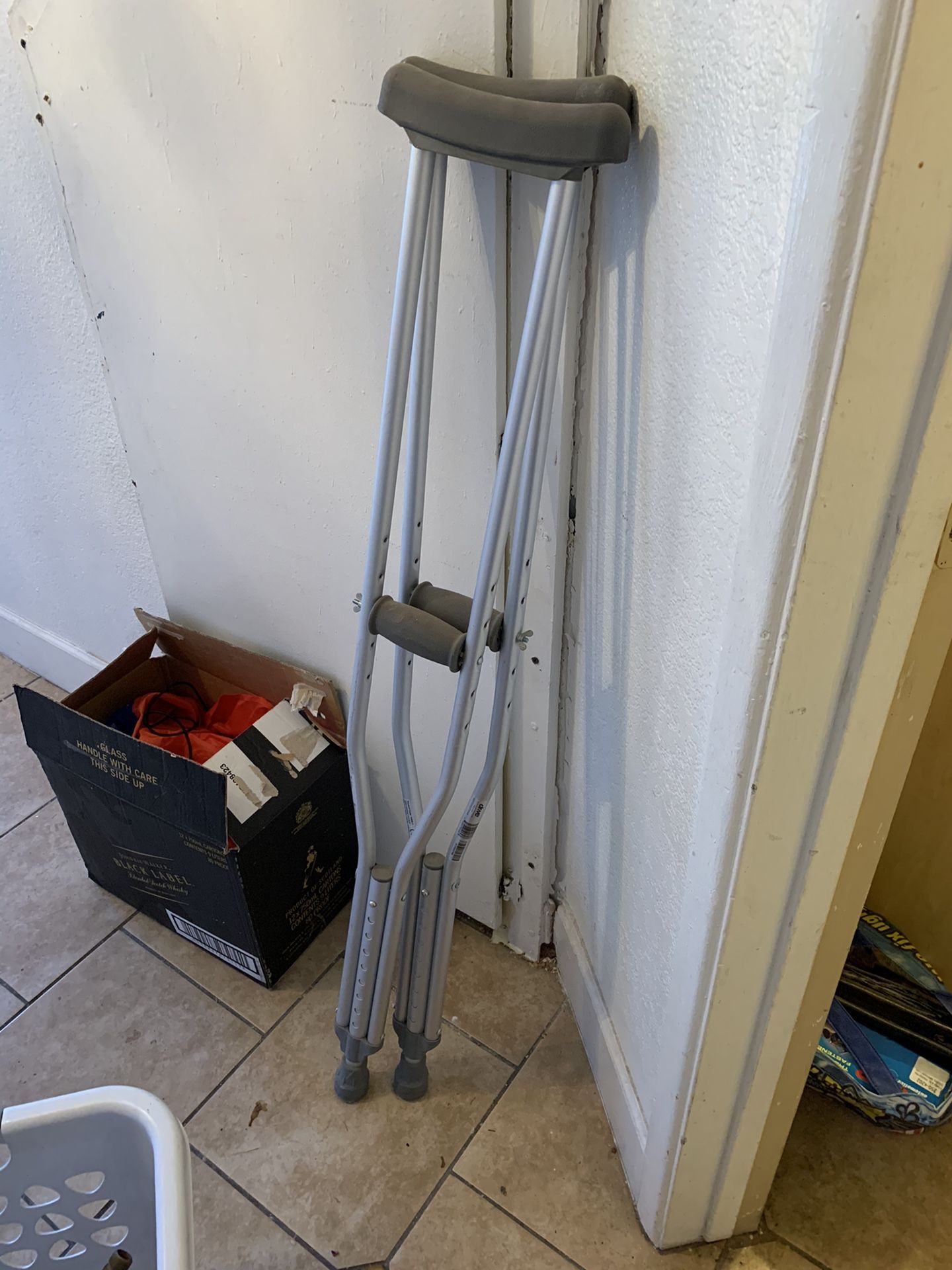 Free crutches
