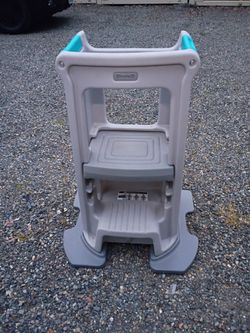 Toddler tower